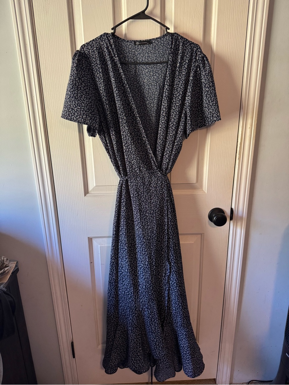 Women’s Navy Floral Wrap Maxi Dress - Unbranded